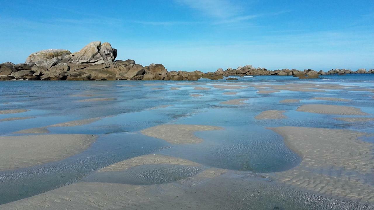 La Grange Aux Lievres, Gites Kerdoel Cléder Buitenkant foto